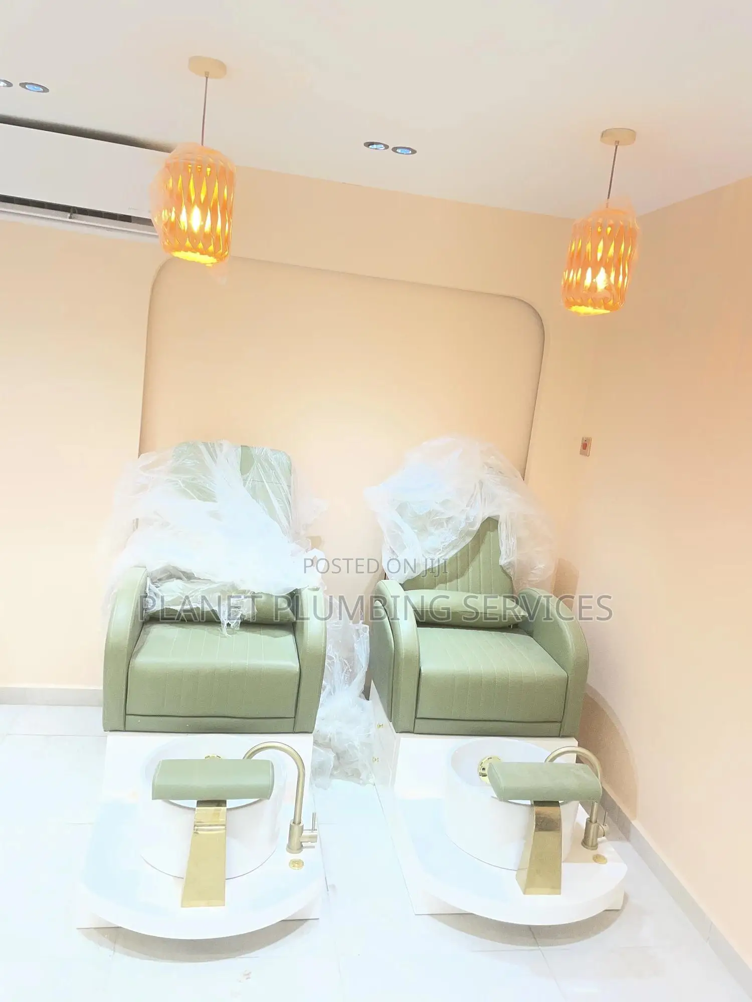 Saloon Construction and Setup Services