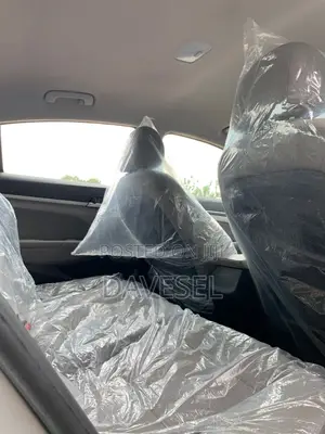 Hyundai Elantra SE 2019 Silver