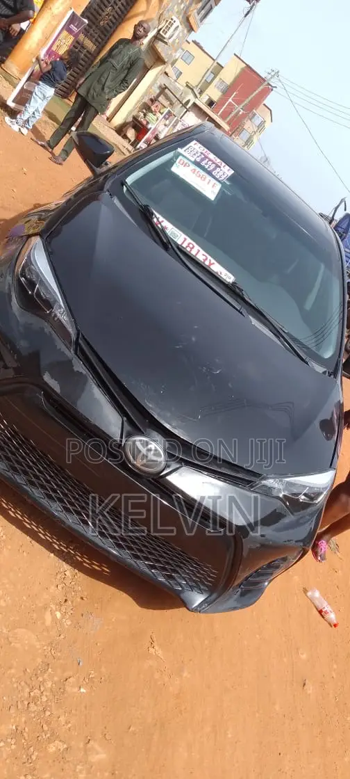 Toyota Corolla SE 4dr Sedan (1.8L 4cyl CVT) 2017 Black