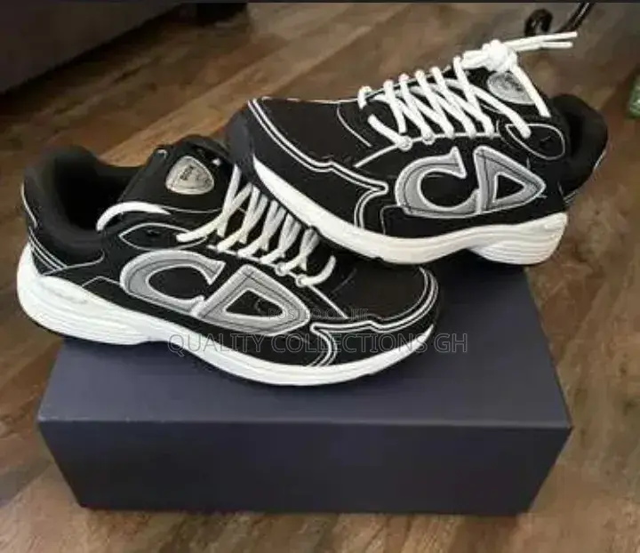 Dior B30 Black and White