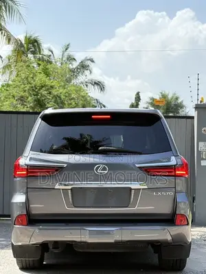 Lexus LX 570 AWD 2021 Gray