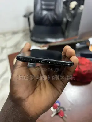 Apple iPhone 7 Plus 128 GB Black