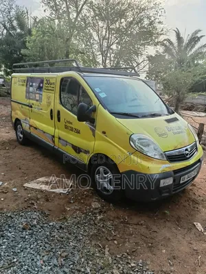 Opel Vivaro 2019 Yellow
