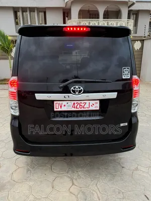 Toyota Voxy 2012 Black