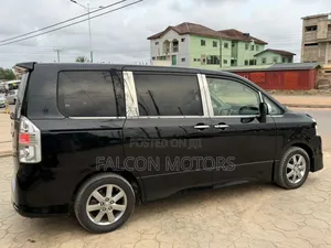 Toyota Voxy 2012 Black