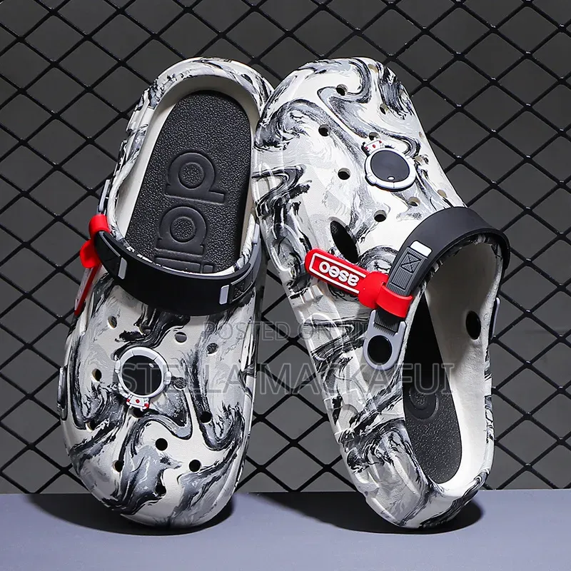 Thick Soled Clogs Sizes 36/37, 38/39, 40/41