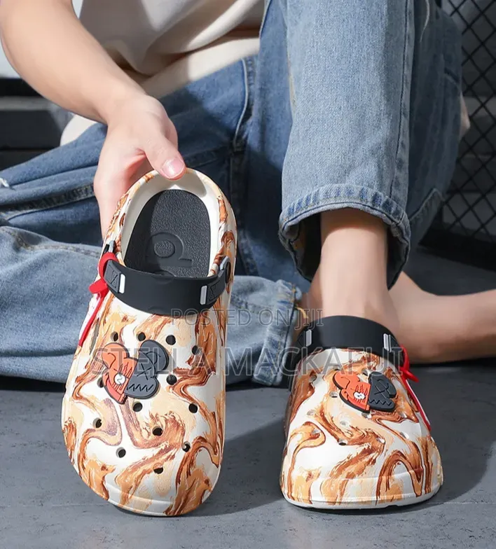 Thick Soled Clogs Sizes 36/37, 38/39, 40/41