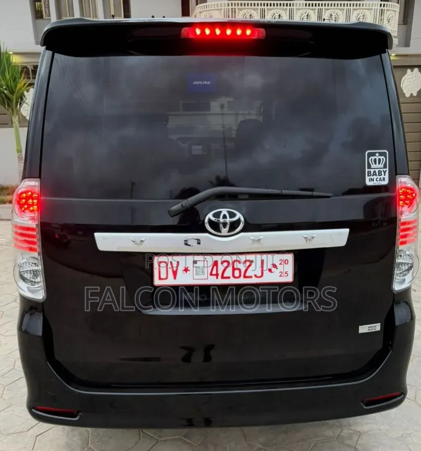 Toyota Voxy 2012 Black