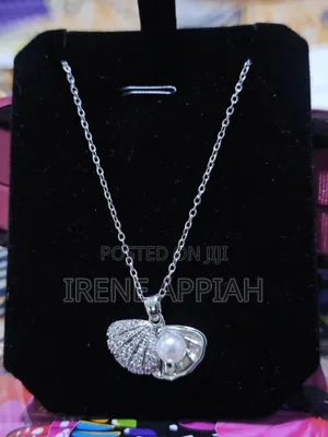 Stunning Ladies Necklaces for Her