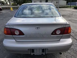 Toyota Corolla 2000-2002 Tail Light Pair