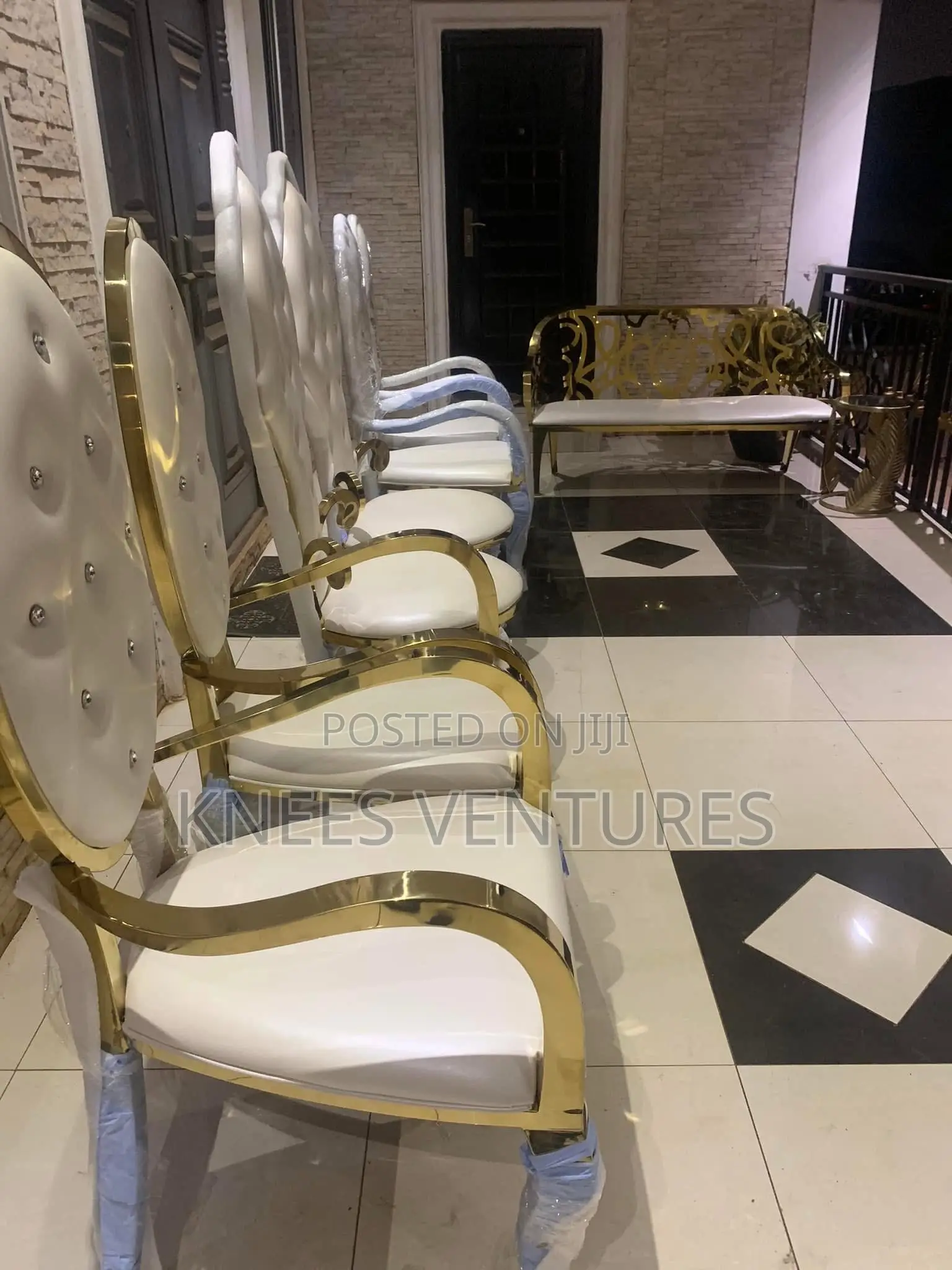Royal Wedding Chairs for Rent