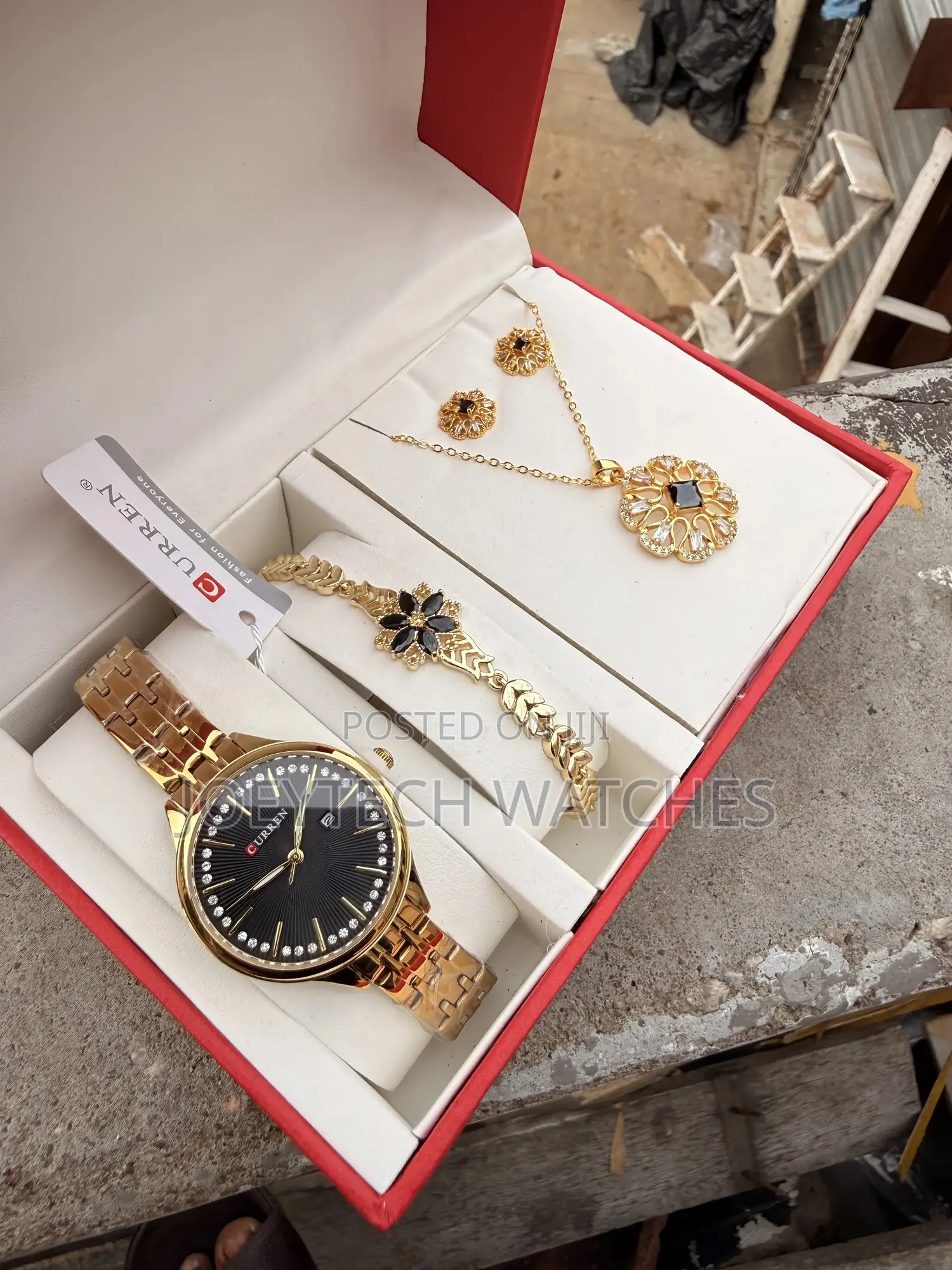 Latest Curren Watch Set for Women ( Gold )