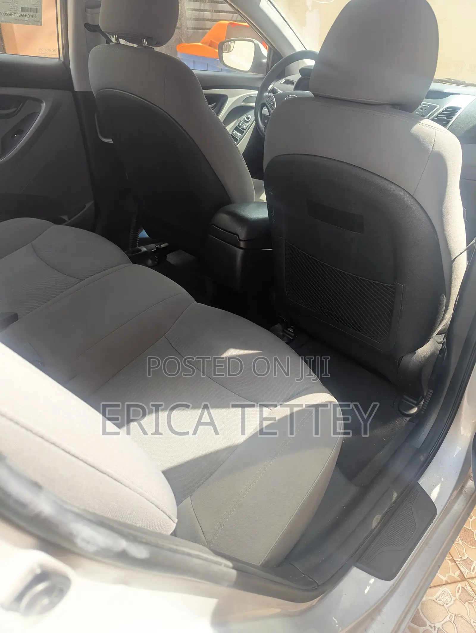 Hyundai Elantra Limited Sedan FWD (1.8L 4cyl 6A) 2016 Gray