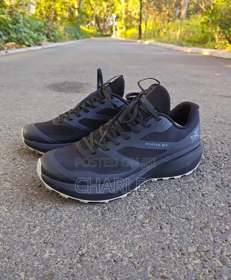 Arc'teryx Norvan Ld Trail Black.