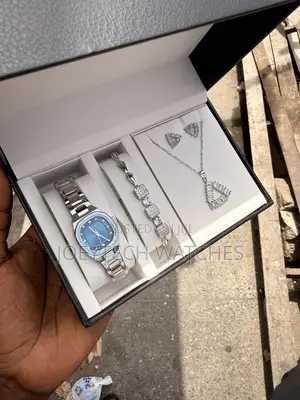 Latest Curren Silver Watch Set for Women