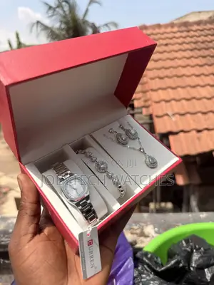 Latest Curren Silver Watch Set for Women