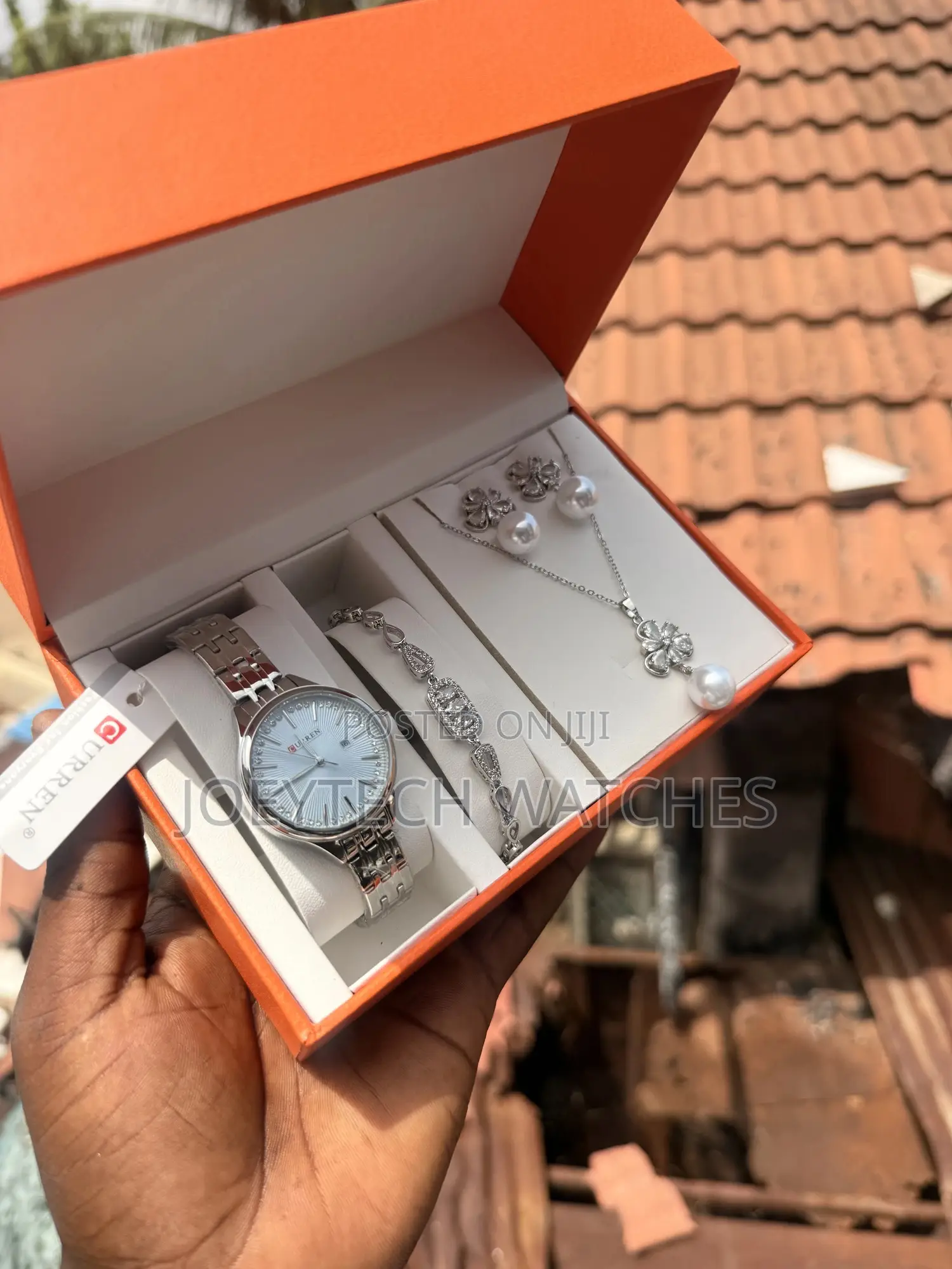 Latest Curren Silver Watch Set for Women