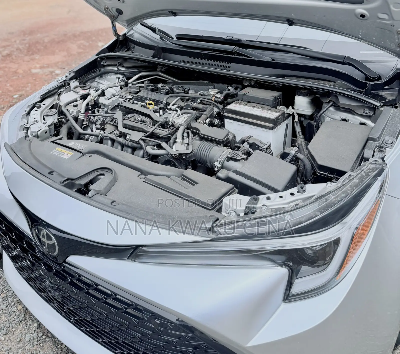 Toyota Corolla XSE 2023 Silver