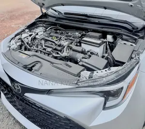 Toyota Corolla XSE 2023 Silver