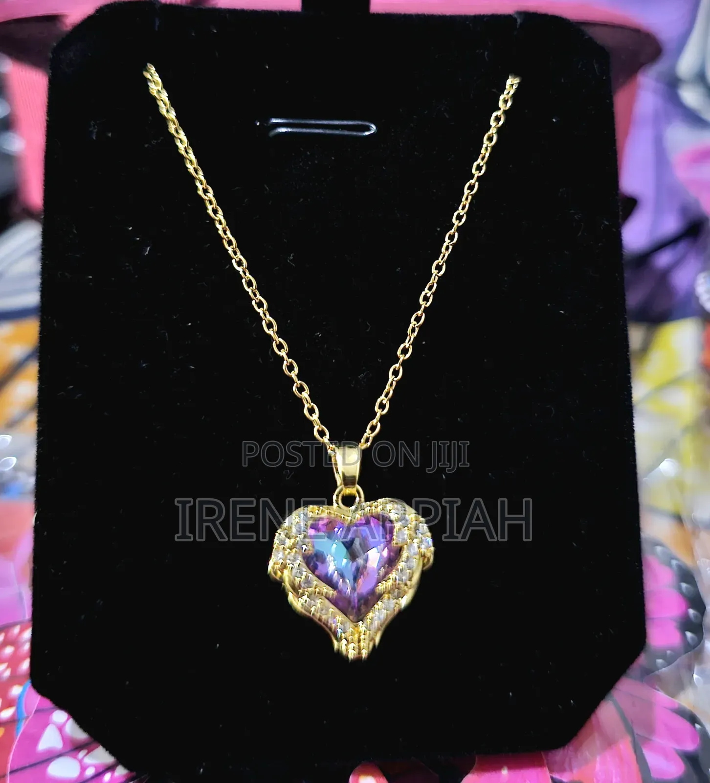 Pretty Necklaces for Ladies