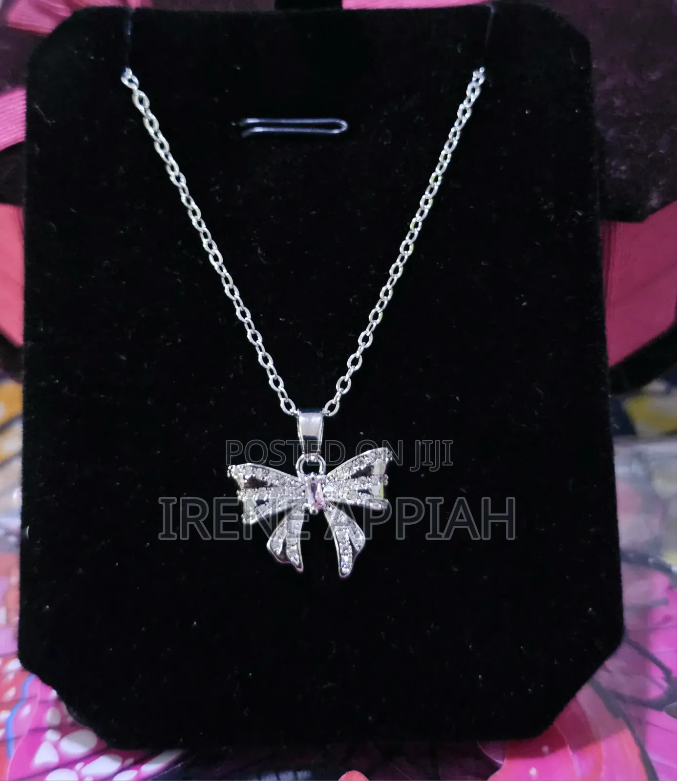 Pretty Necklaces for Ladies
