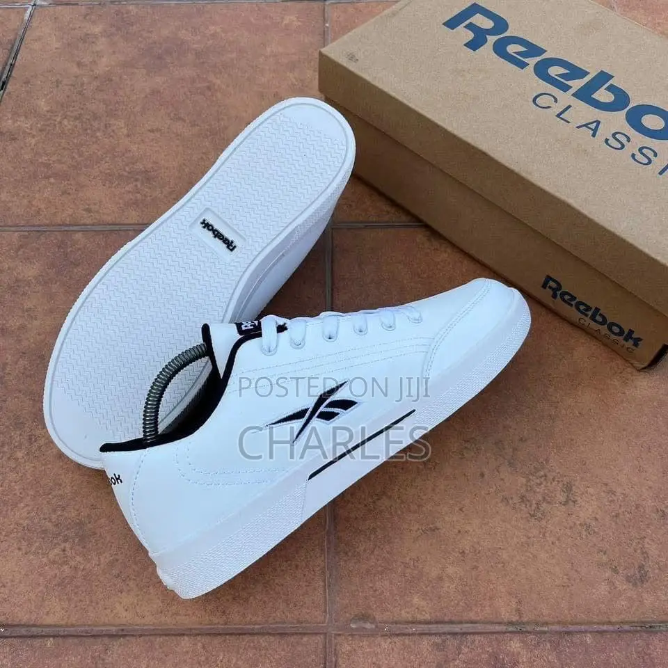 Reebok Sneakers White
