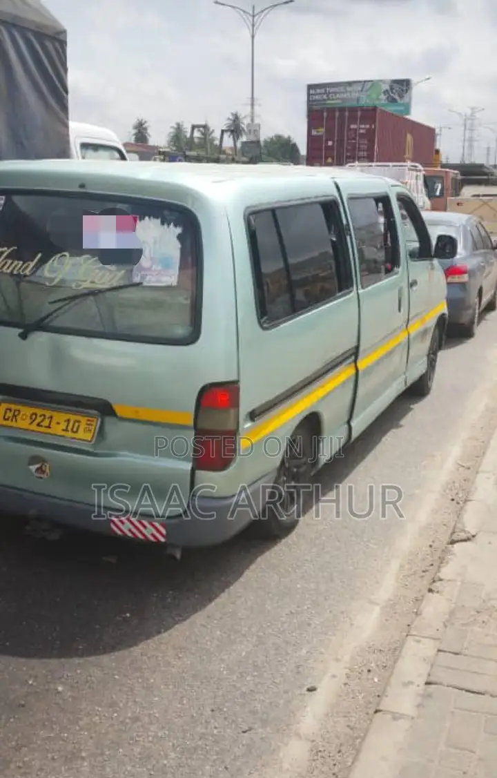 Toyota HiAce 2008
