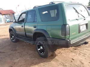Toyota 4-Runner 2000 Green