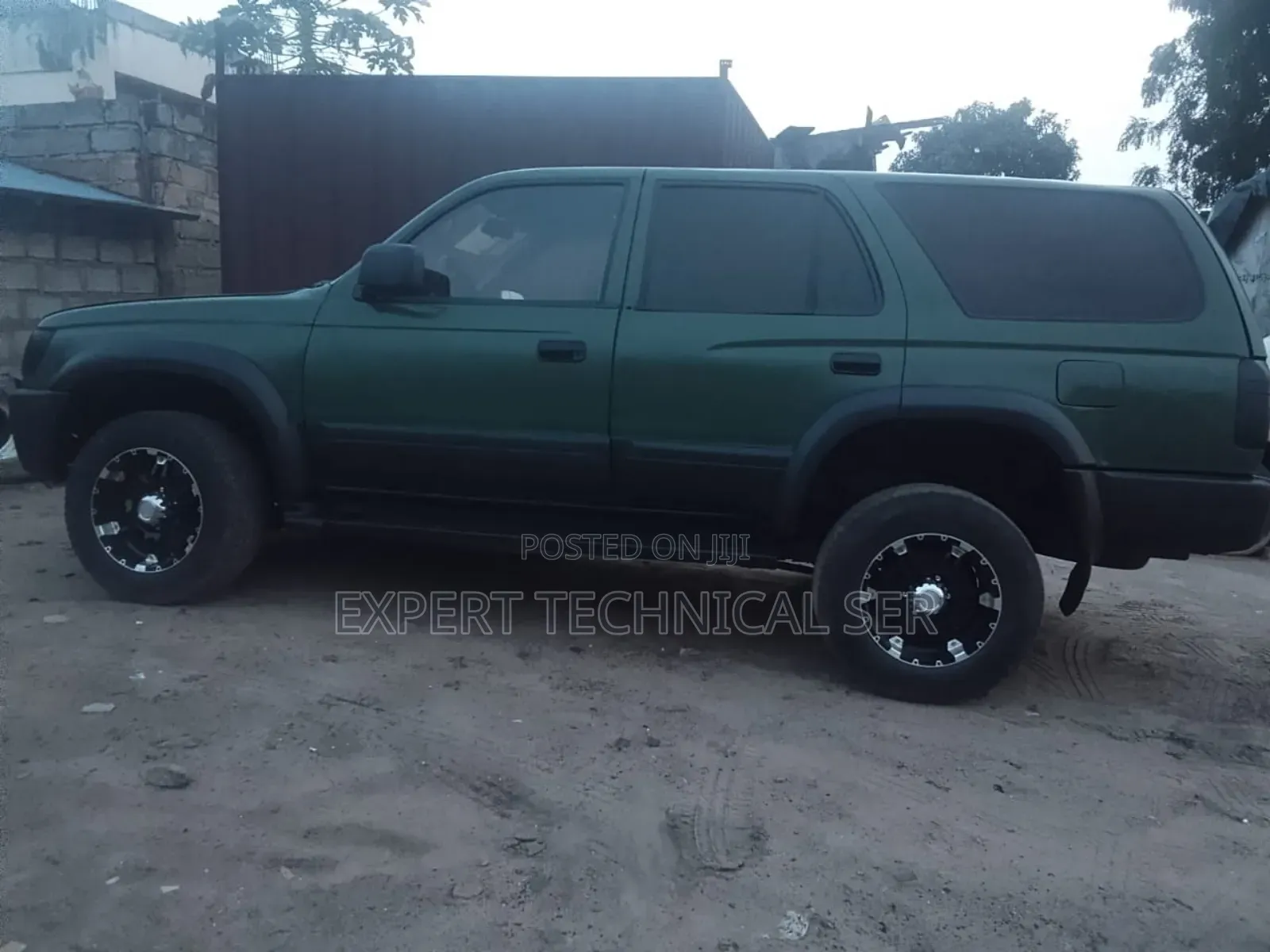 Toyota 4-Runner 2000 Green