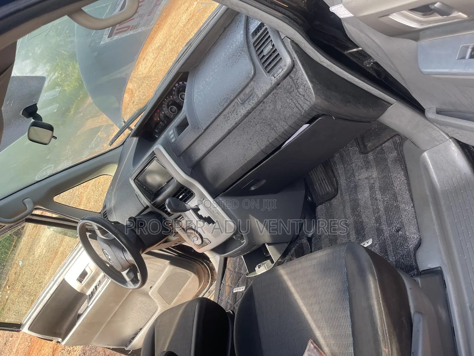 Toyota Voxy 2010 Black