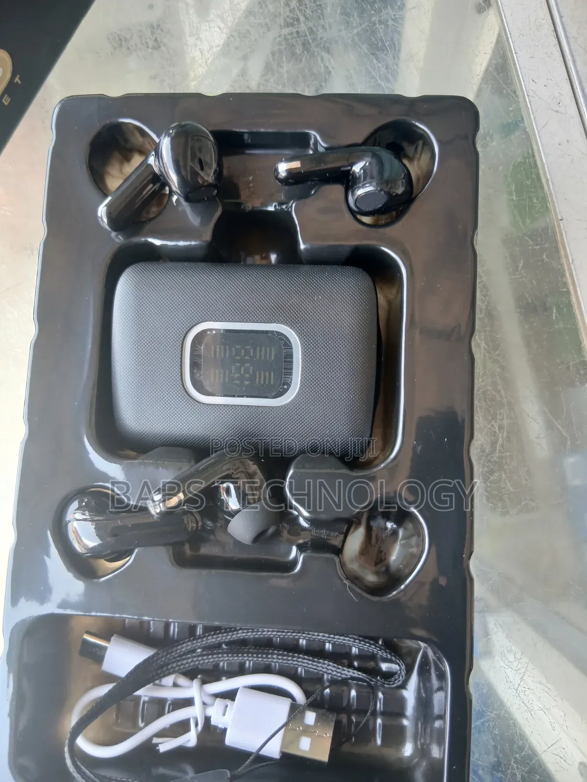 J15 4 in 1 Earbuds