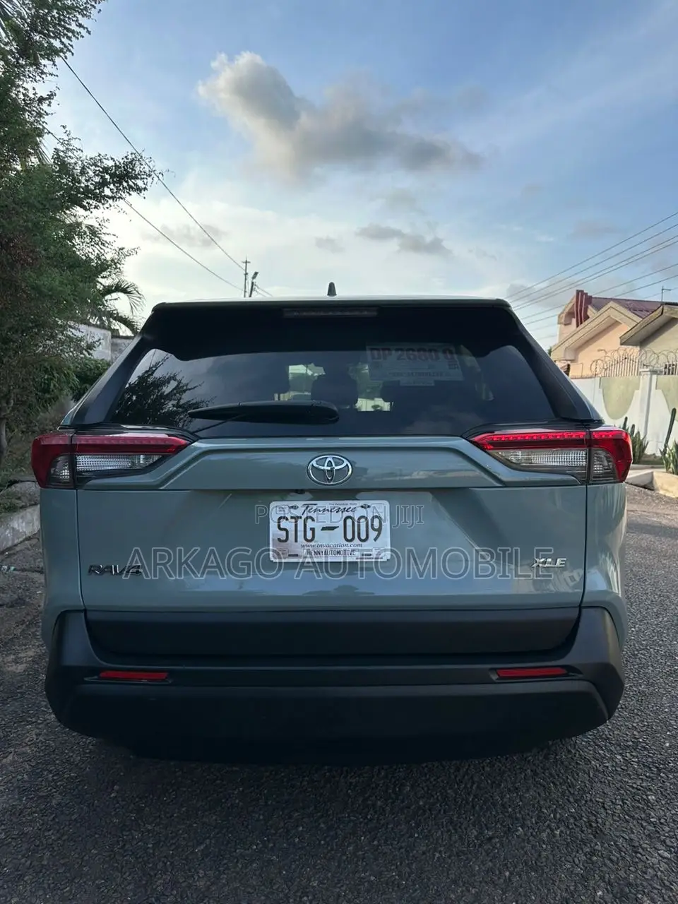 Toyota RAV4 XLE Premium 2021 Green