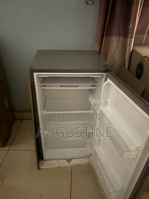 Hisense Table Top Fridge-100litres
