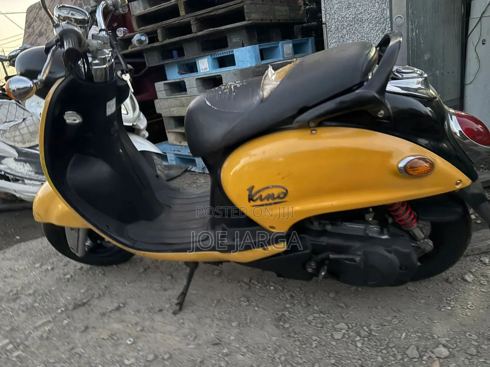 Yamaha Crux 2018 Yellow