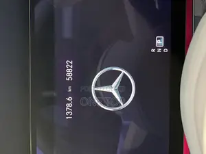 Mercedes-Benz E300 2023 Black