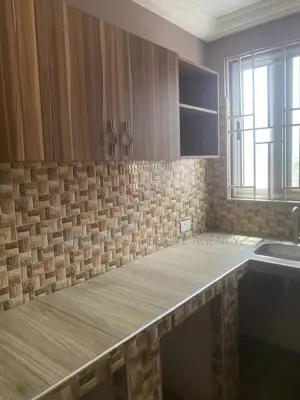2bdrm Apartment in Chis-Lon Broker’S, Toll Booth for rent