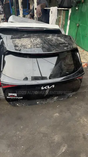 Kia Sportage 2022,2023,2024,2025 Tailgate / Boot Available