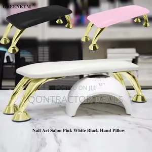 Cushioned Armed Rest for Nails