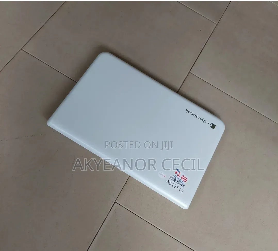 Laptop Toshiba Dynabook t552 8GB Intel Celeron HDD 750GB