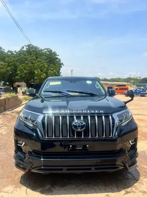 Toyota Land Cruiser Prado 2.7 2020 Black