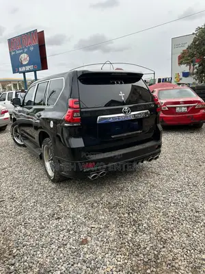Toyota Land Cruiser Prado 2.7 2020 Black