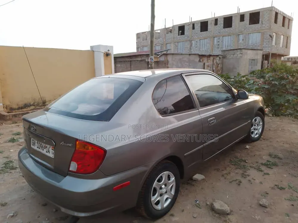 Hyundai Accent 1.6 Gsi 2003 Burgundy