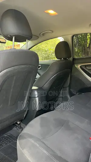 Hyundai Elantra Limited 4dr Sedan (1.8L 4cyl 6A) 2015 Gray