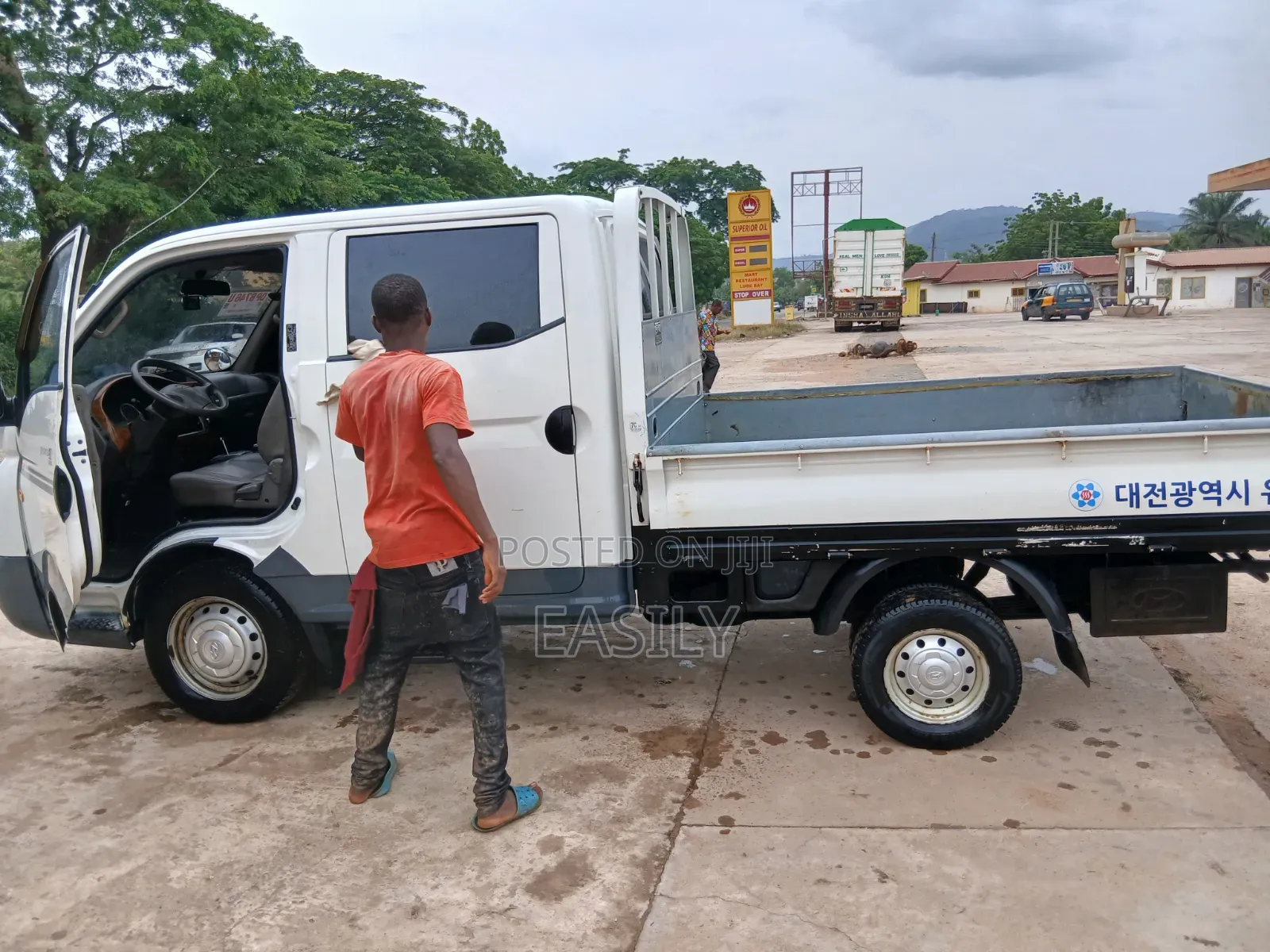 Hyundai Porter II 2010 White