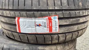 245/45r19 Car Tyre