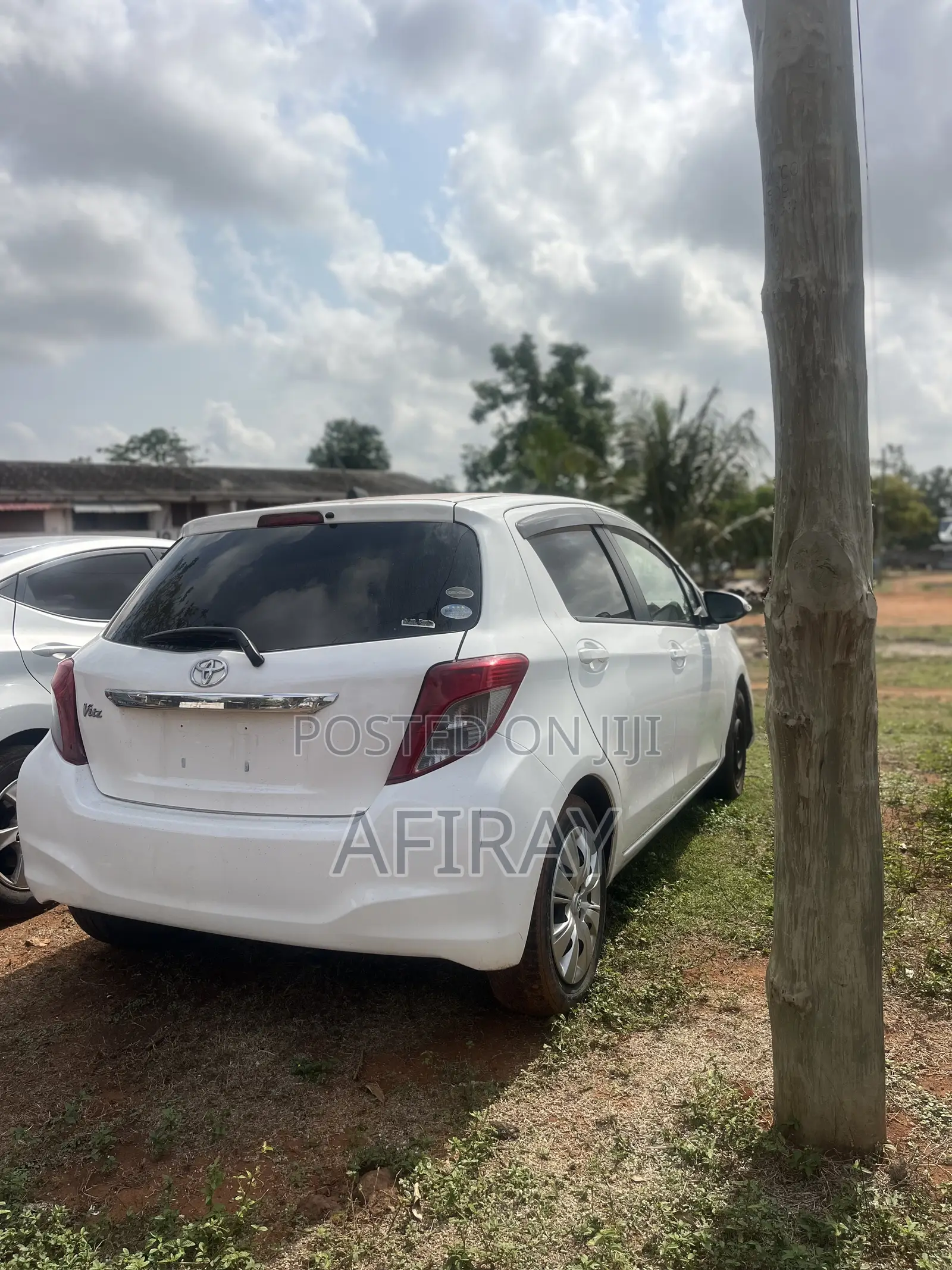 Toyota Vitz 1.5 FWD 3dr 2012 White
