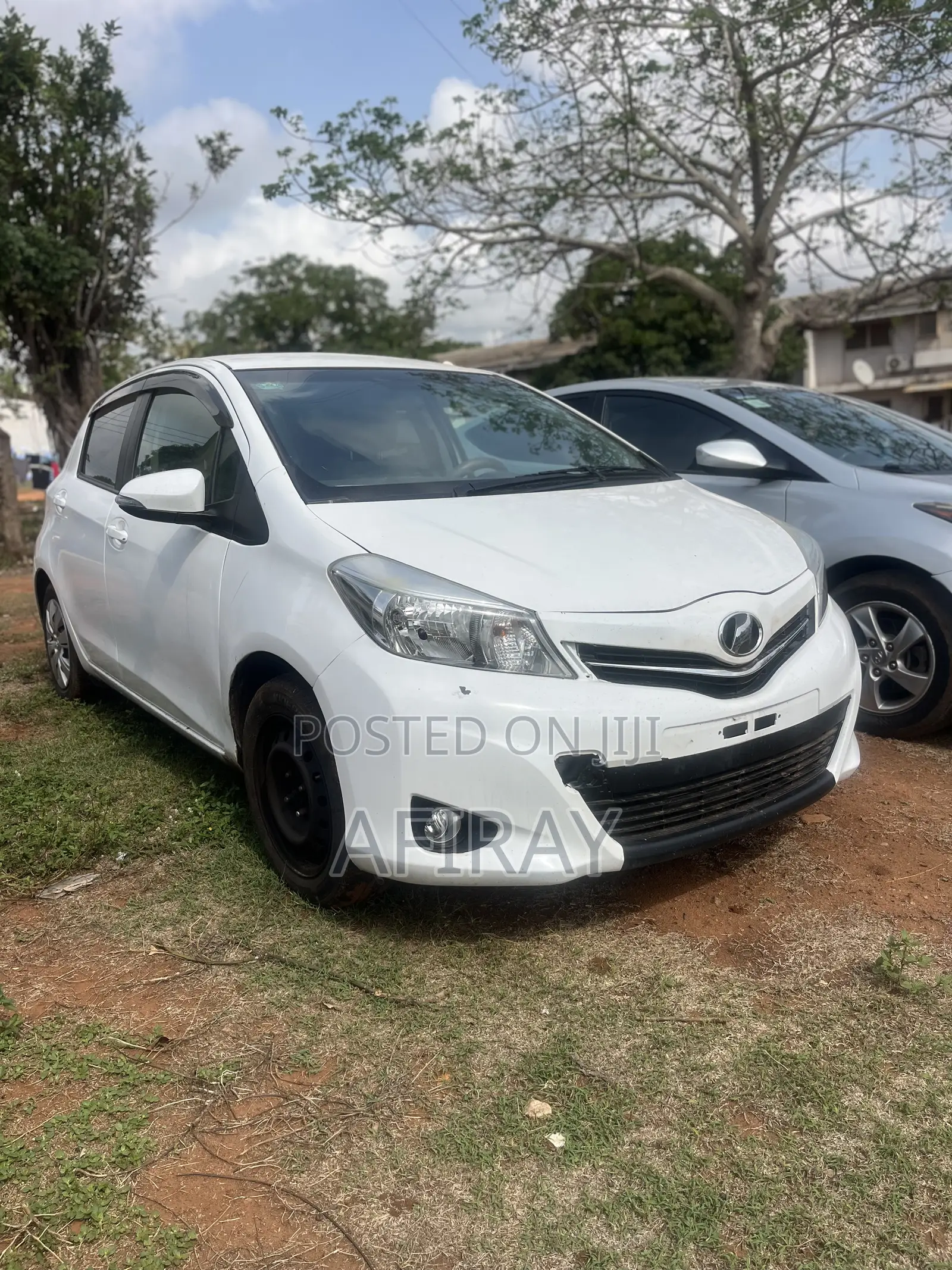 Toyota Vitz 1.5 FWD 3dr 2012 White