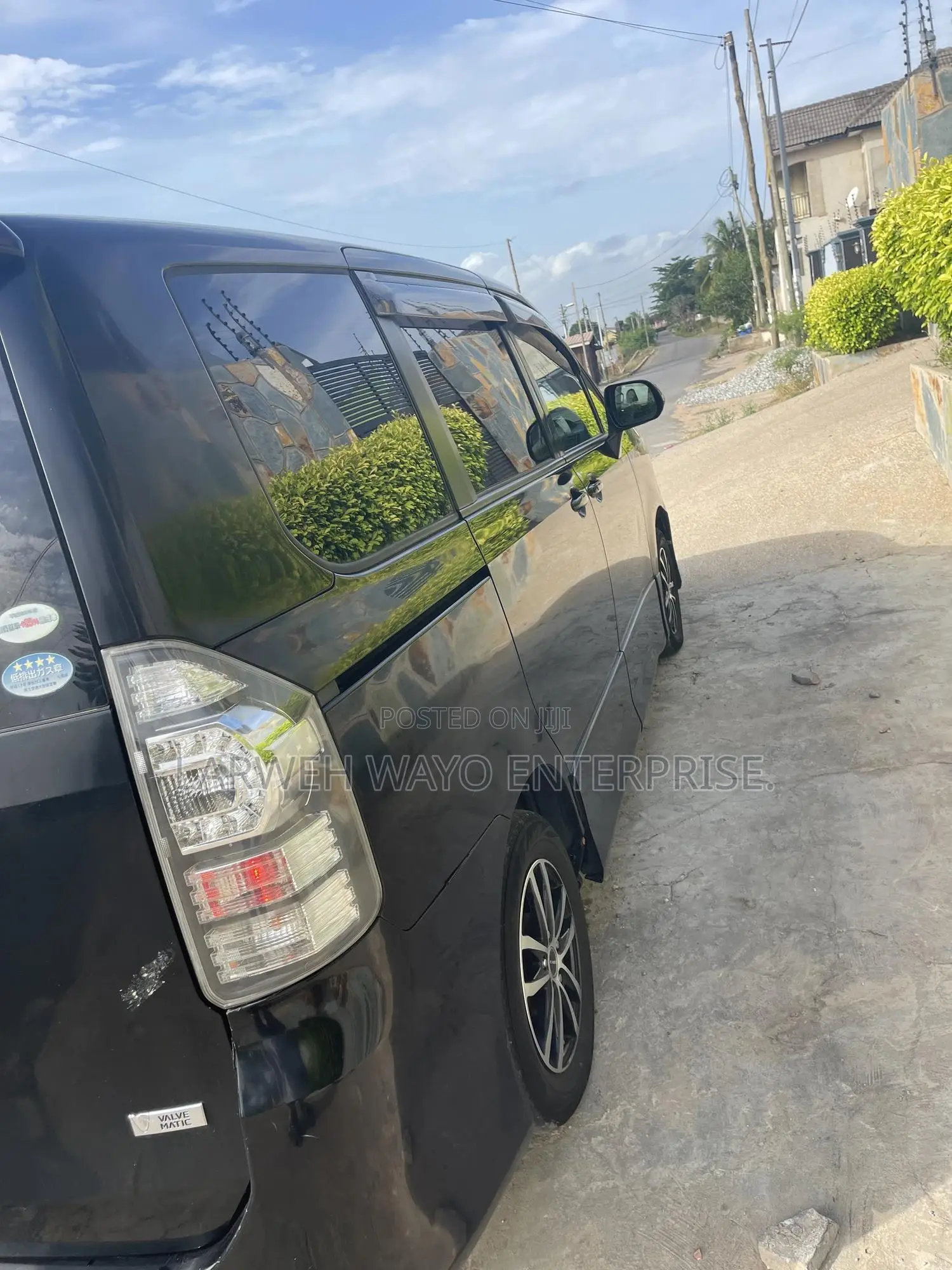 Toyota Voxy 2011 Black