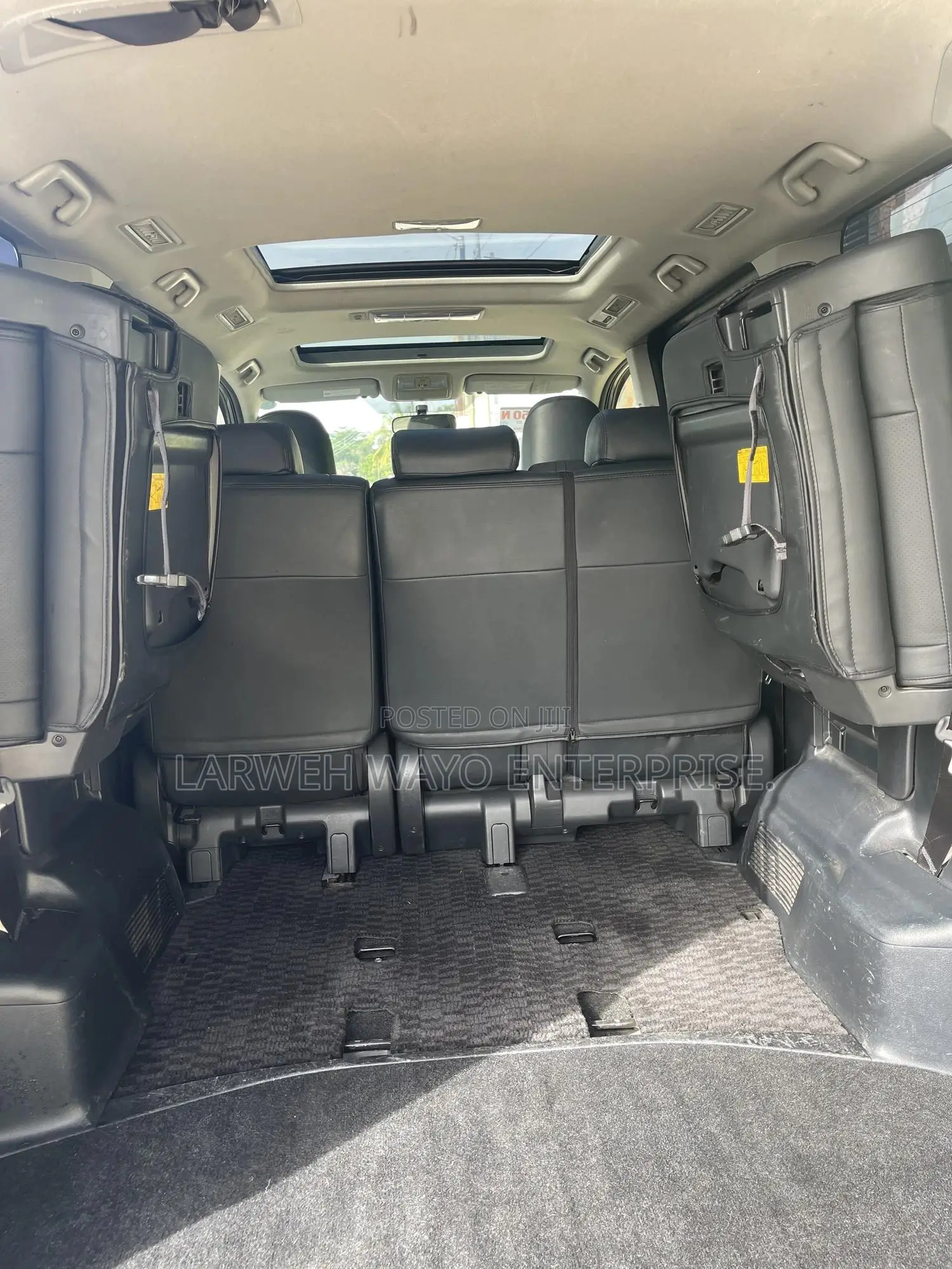 Toyota Voxy 2011 Black