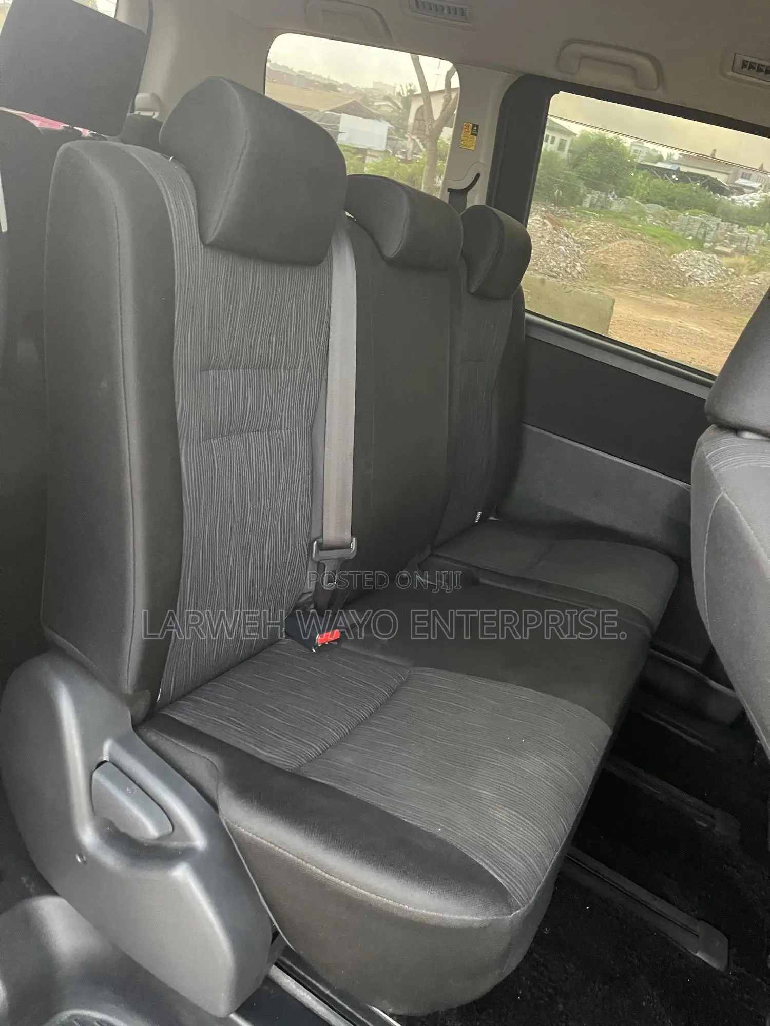 Toyota Voxy 2011 Maroon